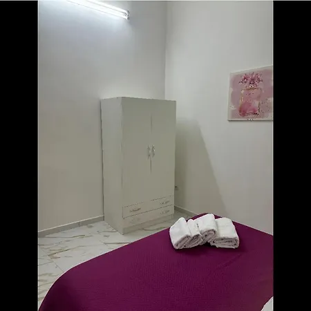 Aurora House Apartman *