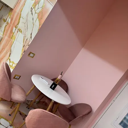 Aurora House * Neapol